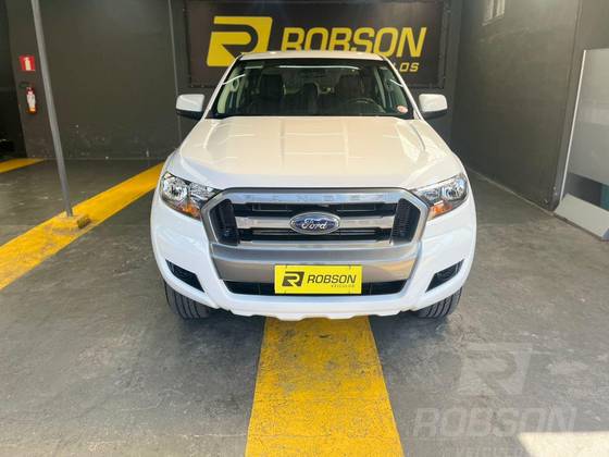 FORD RANGER 2.2 XLS 4X2 CD 16V DIESEL 4P AUTOMÁTICO FORD RANGER 2.2 XLS 4X2 CD 16V DIESEL 4P AUTOMÁTICO